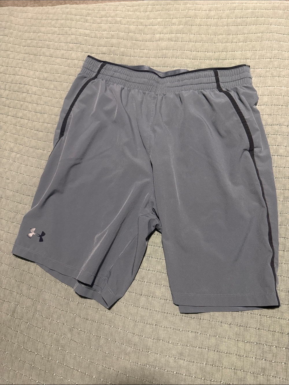 Men’s Under Armour Shorts Size Large